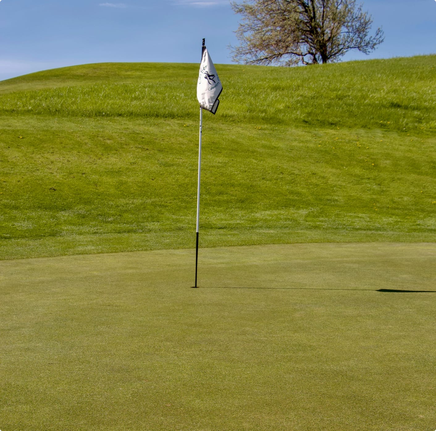 casper country club flag on course